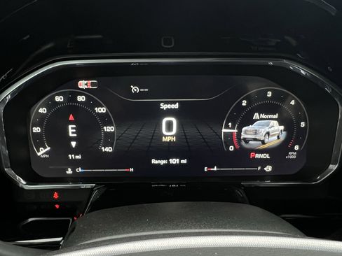 New 2026 GMC Sierra 1500 Elevation image 16