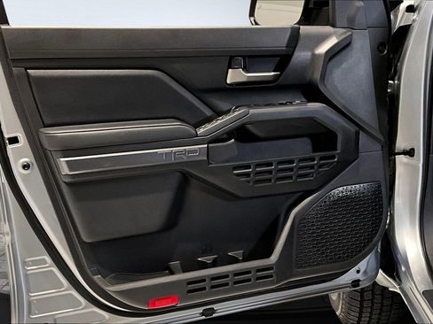 Used 2024 Toyota Tacoma TRD Off-Road image 20