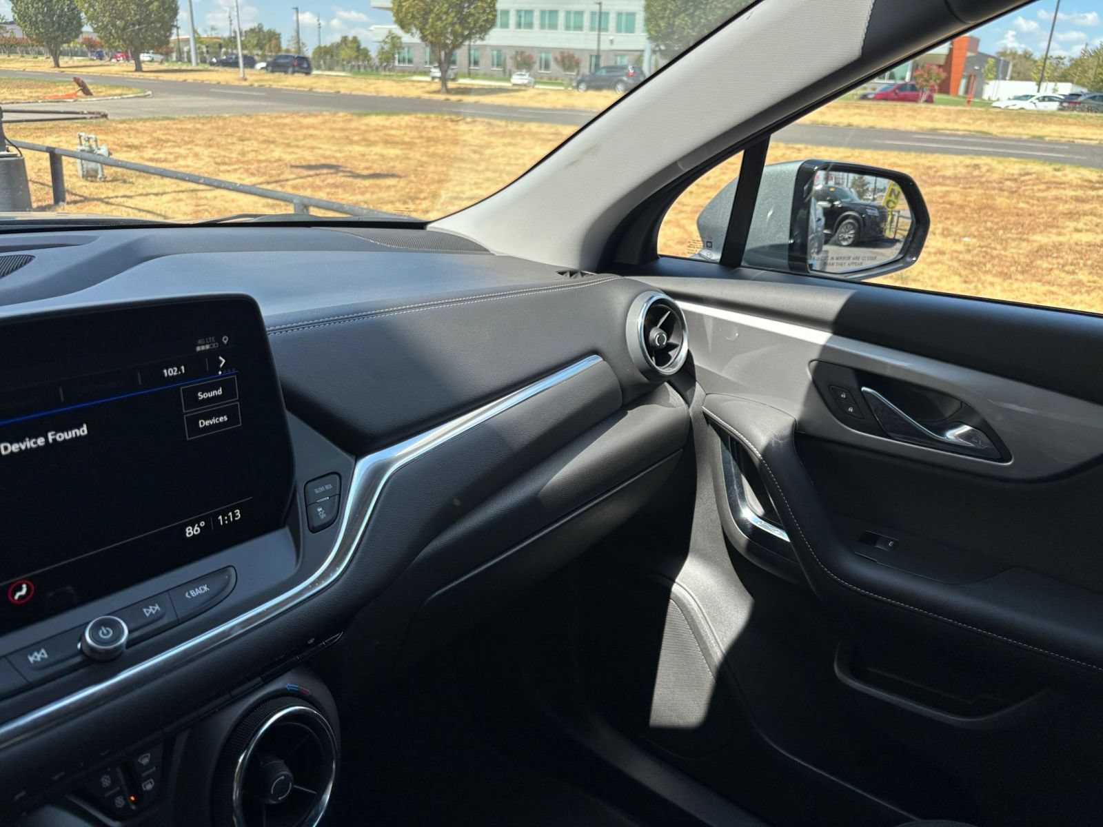 Used 2025 Chevrolet Blazer LT FWD image 36