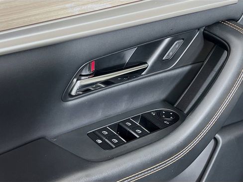 Certified 2025 MAZDA CX-90 Plug-In Hybrid w/Premium Sport image 24