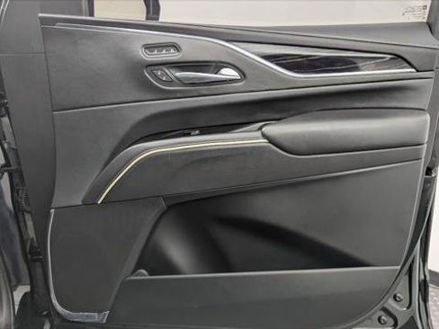 Used 2021 Cadillac Escalade ESV Sport AWD/4WD image 24