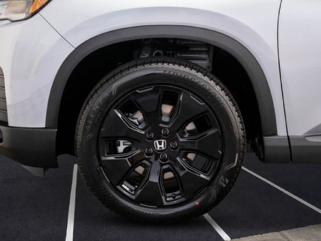 New 2026 Honda Pilot Black Edition image 9