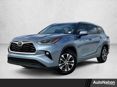 Used 2021 Toyota Highlander XLE