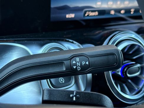 New 2026 Mercedes-Benz GLB 250 image 20