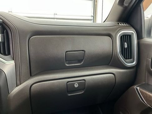 Used 2021 GMC Sierra 1500 Denali w/ Denali Ultimate Package AWD/4WD image 9