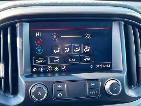 Used 2022 Chevrolet Colorado Z71 image 21