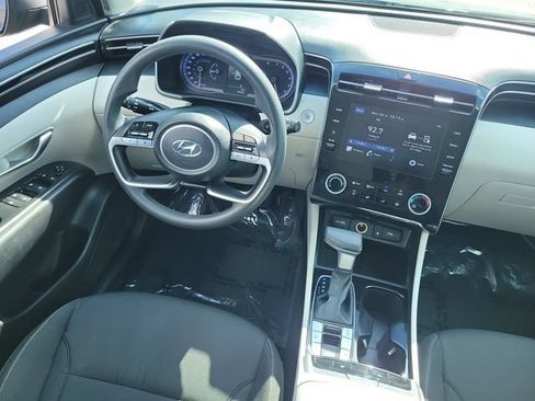 Used 2023 Hyundai Tucson SEL FWD image 15