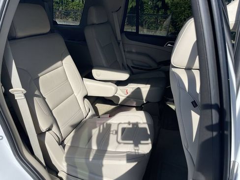 Used 2016 GMC Yukon Denali w/ Enhanced Security Package AWD/4WD image 28
