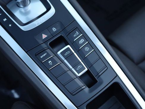 Used 2019 Porsche 718 Boxster image 37