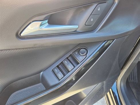 Used 2025 Chevrolet Equinox LT image 15