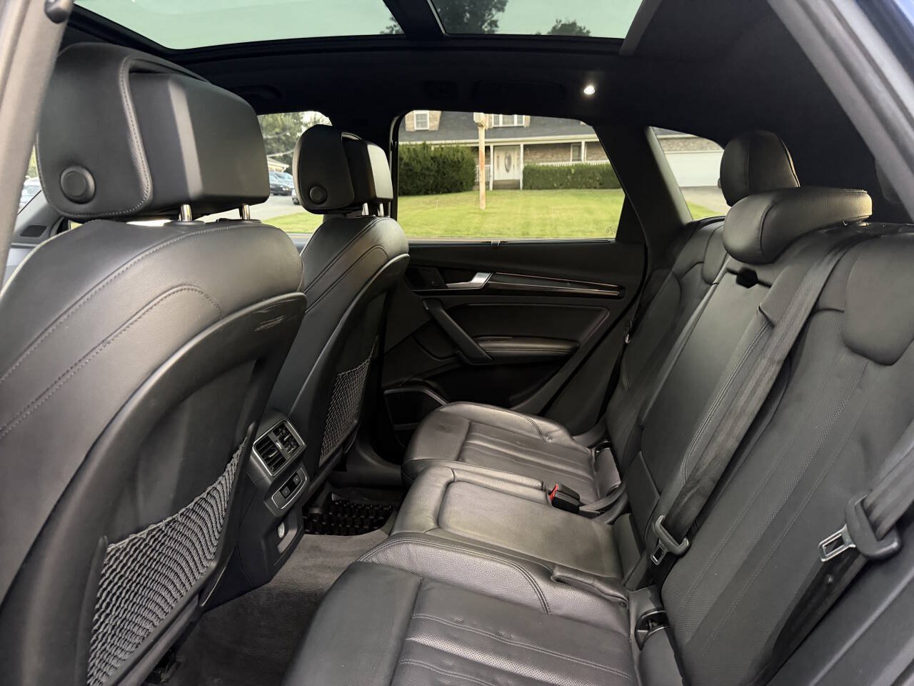 Used 2018 Audi SQ5 Prestige w/ Prestige Package AWD/4WD image 16