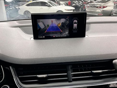 Used 2017 Audi Q7 3.0T Premium Plus w/ Premium Plus Package image 26