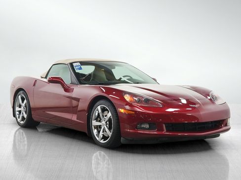 Used 2010 Chevrolet Corvette Convertible w/ Preferred Equipment Group RWD image 7