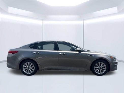 Used 2016 Kia Optima EX w/ Premium Package FWD image 6