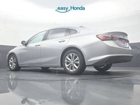 Used 2021 Chevrolet Malibu LT FWD image 31
