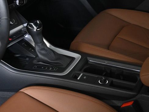 Used 2025 Audi Q3 2.0T Premium w/ Convenience Package image 19