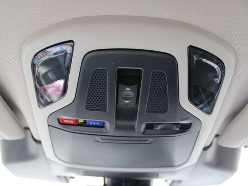 Used 2024 Subaru Outback Touring XT w/ Popular Package #2 image 52