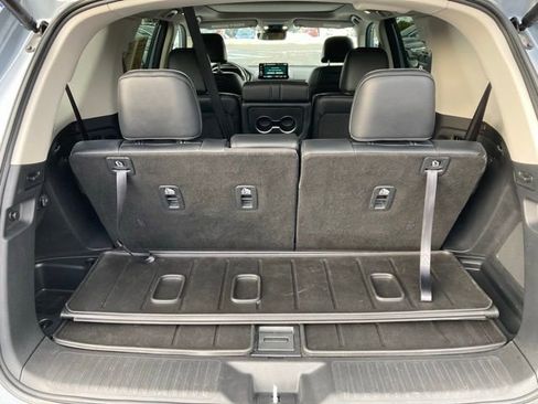 Used 2023 Honda Pilot Elite image 8