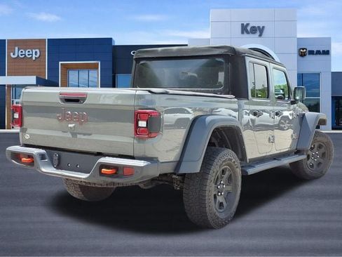 Used 2023 Jeep Gladiator Mojave w/ LED Lighting Group AWD/4WD image 5