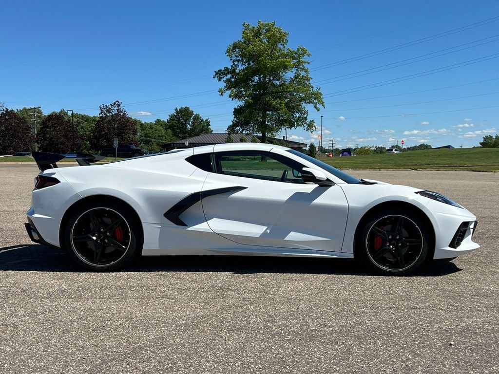 Used 2020 Chevrolet Corvette Stingray Preferred Cpe w/ 2LT Preferred Equipment Group RWD image 44