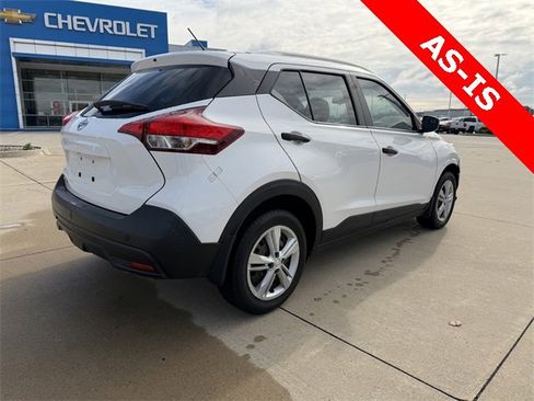 Used 2019 Nissan Kicks S w/ Exterior Electronics Package image 10