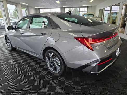 New 2026 Hyundai Elantra Limited image 6