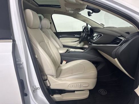 Used 2023 Buick Enclave Premium w/ Experience Buick Package AWD/4WD image 4