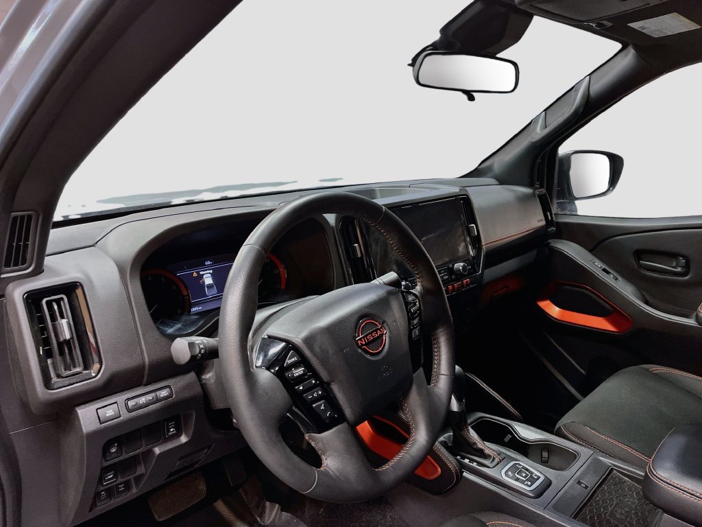 Used 2026 Nissan Frontier PRO-4X w/ Pro-4x Convenience Package AWD/4WD image 9