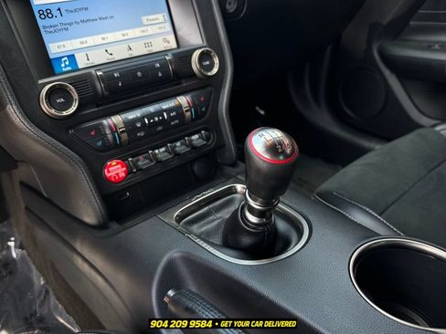 Used 2016 Ford Mustang Shelby GT350 w/ Technology Package RWD image 19