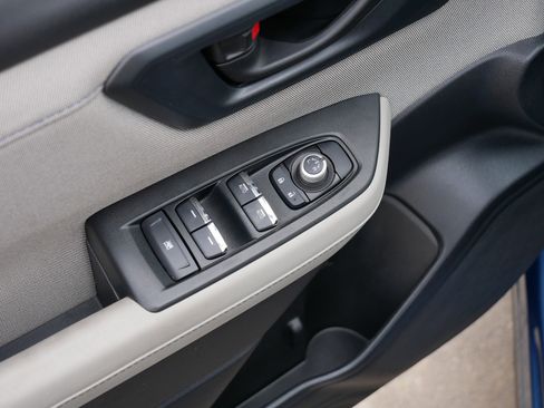 Certified 2025 Subaru Forester Premium AWD/4WD image 19