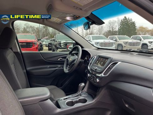 Used 2019 Chevrolet Equinox LT w/ LPO, Blackout Package image 38