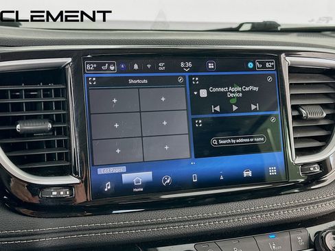 Used 2023 Chrysler Pacifica Limited image 19