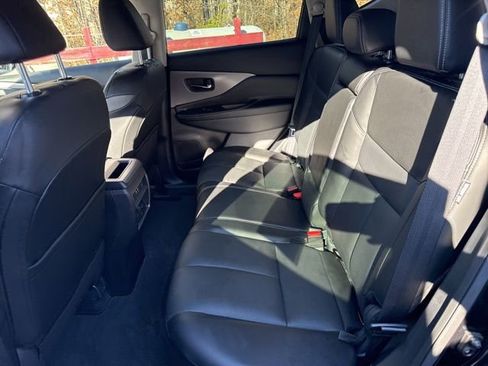 Used 2024 Nissan Murano SL image 17