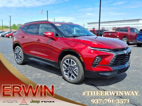 Used 2025 Chevrolet Blazer RS w/ LPO, Floor Liner Package FWD image 1