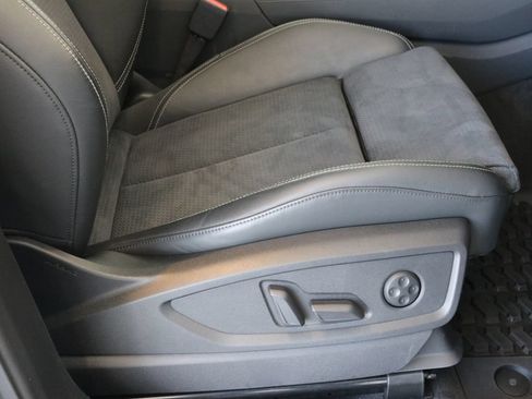Used 2023 Audi SQ5 Premium w/ Convenience Package AWD/4WD image 48