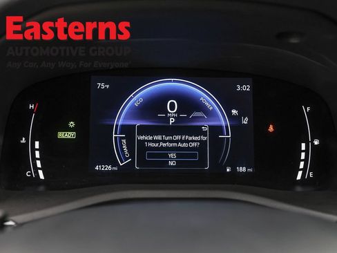 Used 2025 Toyota Camry SE FWD image 17