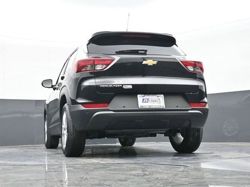 New 2026 Chevrolet TrailBlazer LS w/ LS Convenience Package FWD image 43