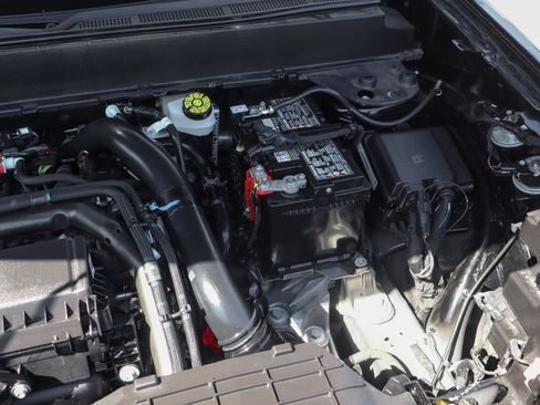 Used 2025 Ford Maverick Lobo AWD/4WD image 15