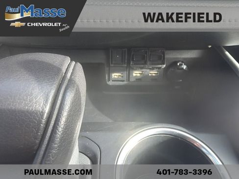 Used 2020 Toyota Highlander L image 12