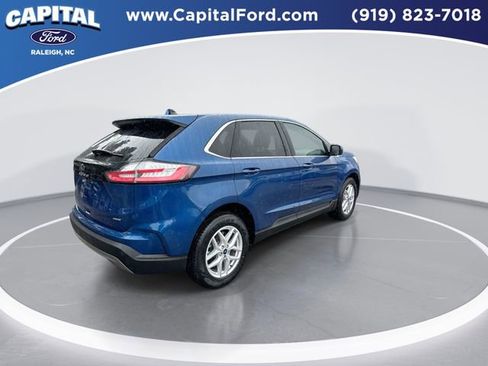 Certified 2022 Ford Edge SEL w/ Convenience Package image 8