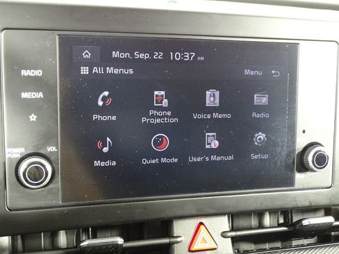 Used 2024 Kia Sportage LX image 30