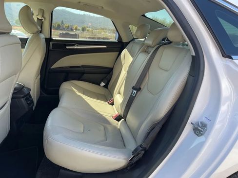 Used 2016 Ford Fusion Energi Titanium w/ Driver Assist Package image 18