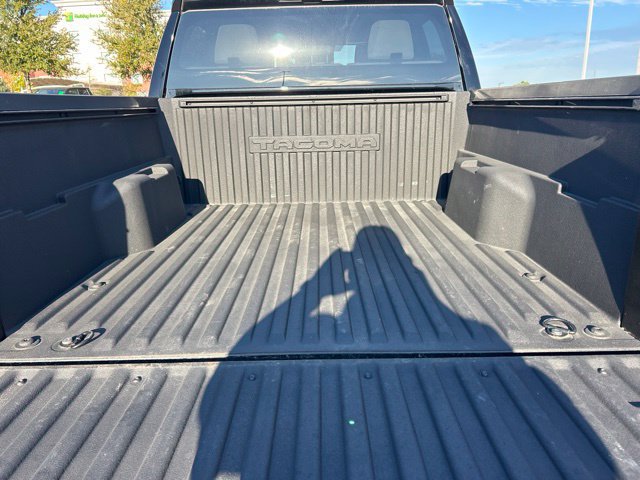 Used 2024 Toyota Tacoma SR5 AWD/4WD image 9