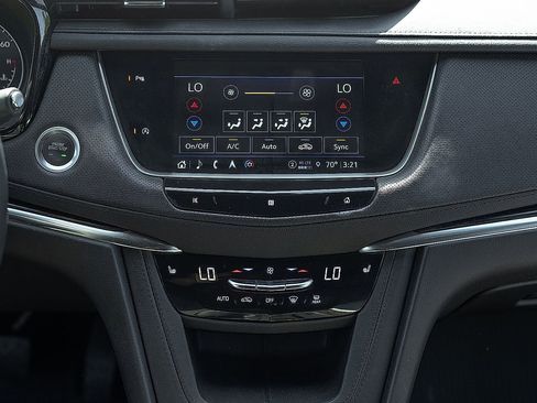 Certified 2021 Cadillac XT5 Premium Luxury image 22