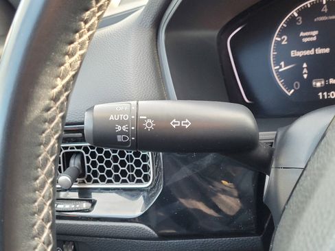 Used 2022 Honda Civic Sport image 22