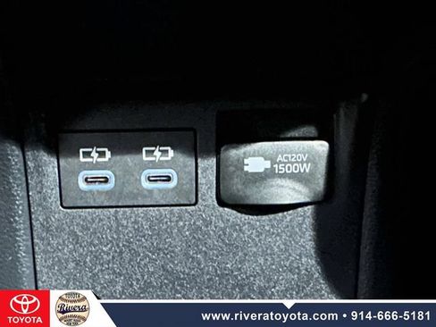Used 2024 Toyota Prius Prime FWD image 16