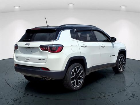 Used 2018 Jeep Compass Limited w/ Navigation Group AWD/4WD image 3