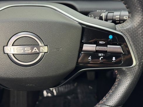 Used 2023 Nissan Ariya FWD image 20