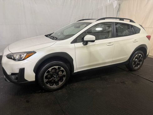 Certified 2023 Subaru Crosstrek 2.0i Premium image 2