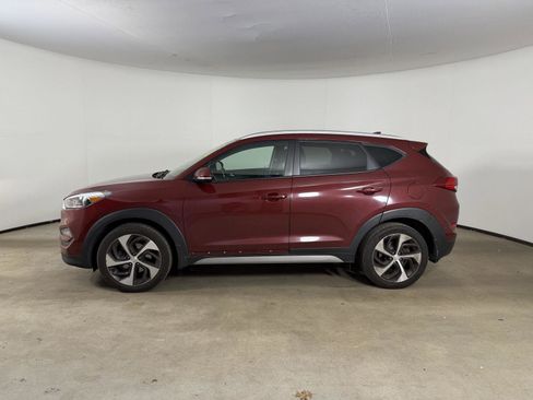 Used 2018 Hyundai Tucson Sport w/ Cargo Package AWD/4WD image 11